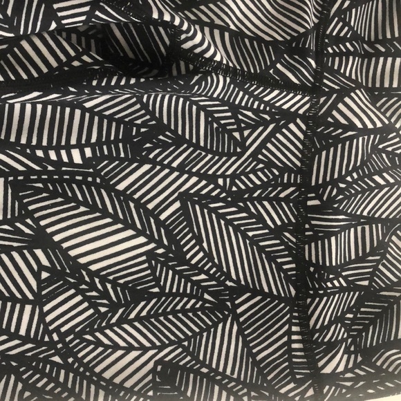 Lululemon Leggins Size 8 - Picture 2 of 3